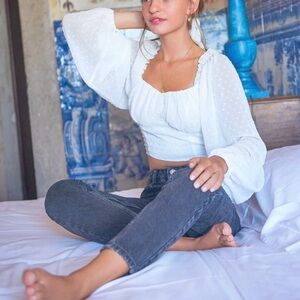 ❌ SOLD! Swiss Dot Lettuce Trim Crop Milkmaid Blouse